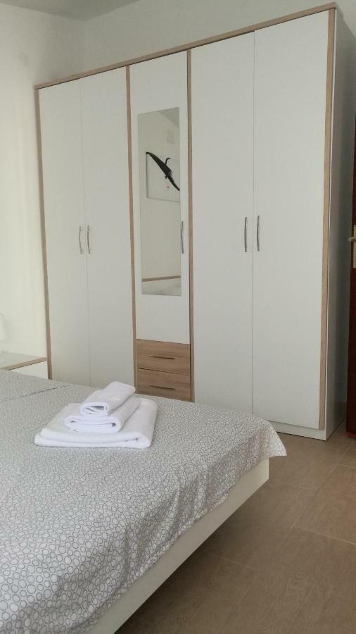 Apartment Leon & Grga Šibuljina Екстериор снимка